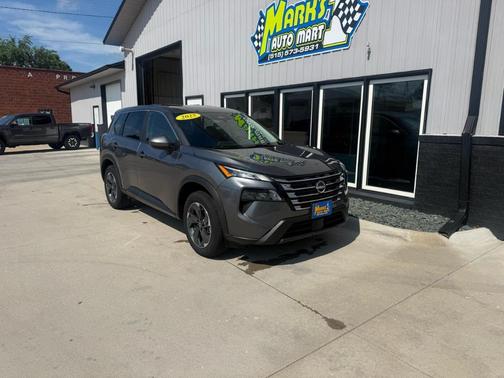 Gun Metallic 2025 Nissan Rogue SV