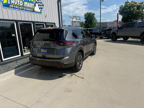 Gun Metallic 2025 Nissan Rogue SV