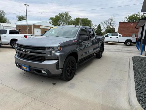 Gray 2021 Chevrolet Silverado 1500 RST
