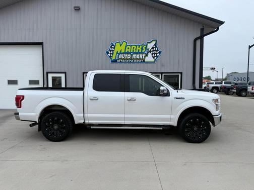 White 2015 Ford F-150 Lariat
