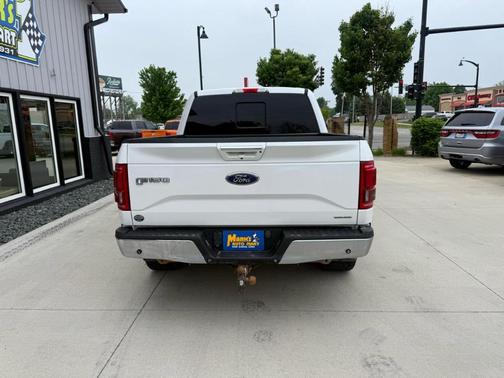 White 2015 Ford F-150 Lariat