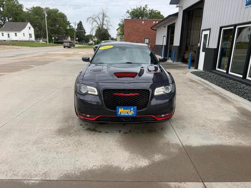 Gray 2018 Chrysler 300 S