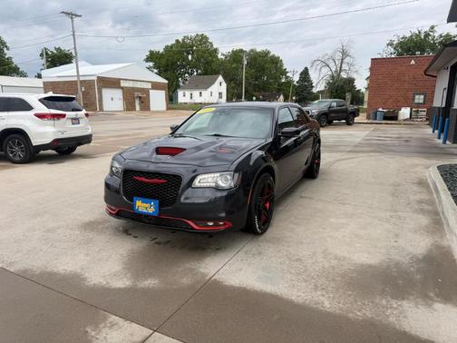 Gray 2018 Chrysler 300 S