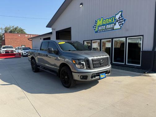 2018 Nissan Titan Platinum Reserve