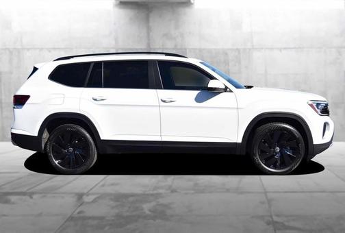 2025 Volkswagen Atlas 2.0T SE
