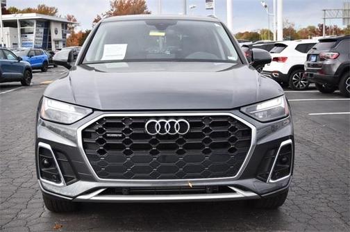 2024 Audi Q5 45 S line quattro Premium