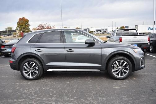 2024 Audi Q5 45 S line quattro Premium