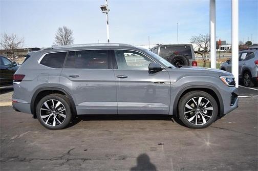 2026 Volkswagen Atlas 2.0T SEL Premium R-Line