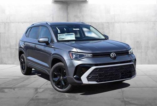 Platinum Gray Metallic 2026 Volkswagen Taos 1.5T SE