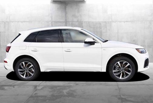 2023 Audi Q5 45 S line quattro Premium