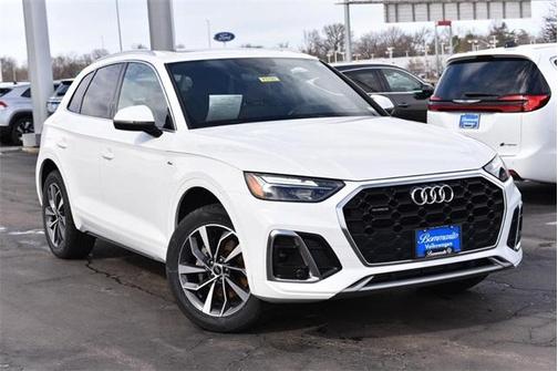 2023 Audi Q5 45 S line quattro Premium
