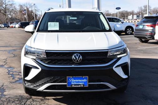 2024 Volkswagen Taos 1.5T SE