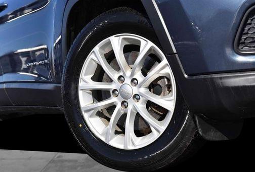 2020 Jeep Cherokee Latitude