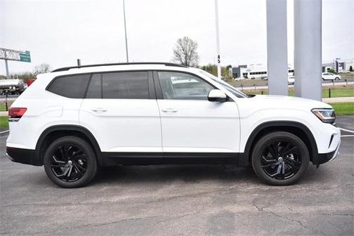 2023 Volkswagen Atlas 3.6L SE w/Technology