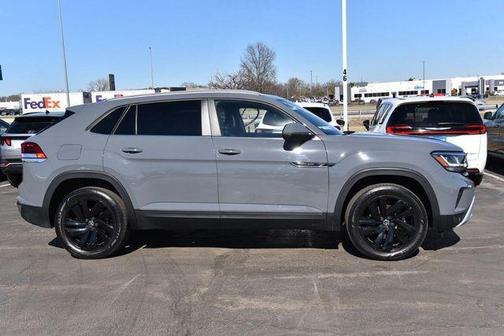 2022 Volkswagen Atlas Cross Sport 3.6L V6 SE w/Technology