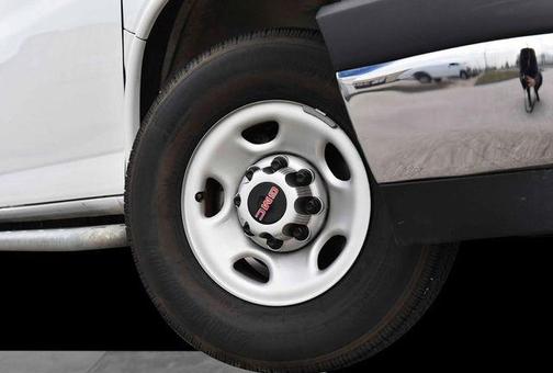 2024 GMC Savana 2500 Work Van