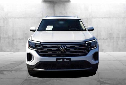 Opal White Pearl Effect 2024 Volkswagen Atlas 2.0T SEL