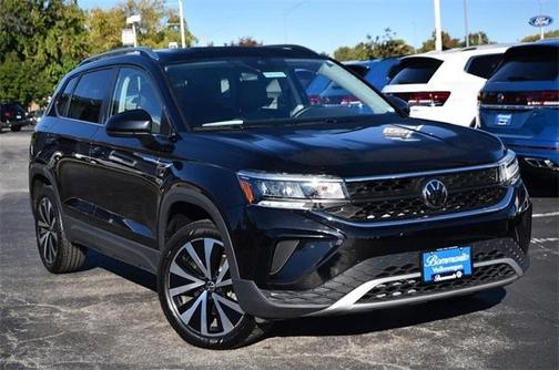 2024 Volkswagen Taos 1.5T SE