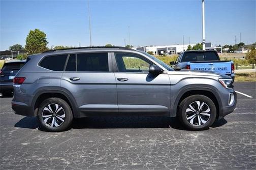 2024 Volkswagen Atlas 2.0T SE