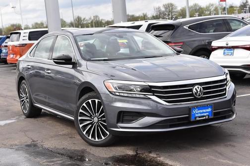 2022 Volkswagen Passat 2.0T Limited Edition