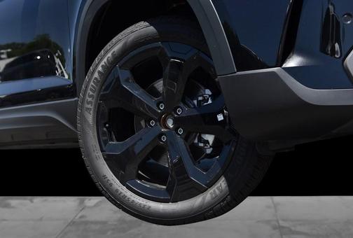 Deep Black Pearl 2026 Volkswagen Taos 1.5T SE Black