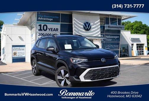 Deep Black Pearl Effect 2025 Volkswagen Taos 1.5T S