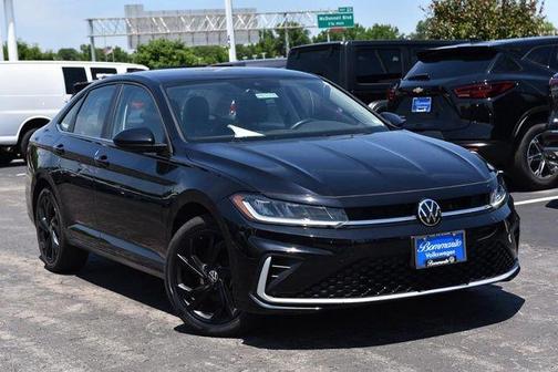 Deep Black Pearl Effect 2025 Volkswagen Jetta 1.5T SE