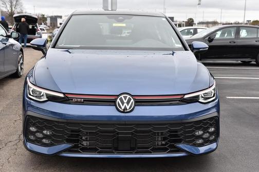 2025 Volkswagen Golf GTI 2.0T SE