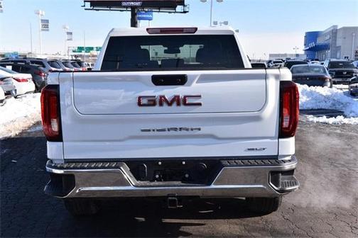 2025 GMC Sierra 1500 SLT