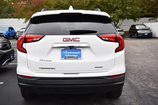 2020 GMC Terrain SLE