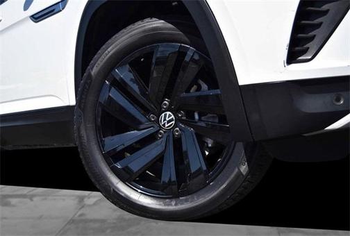 2022 Volkswagen Atlas Cross Sport 3.6L V6 SE w/Technology