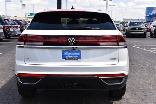 Opal White Pearl 2026 Volkswagen Atlas Cross Sport 2.0T SE W/TECHNOLOGY