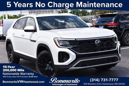 Opal White Pearl 2026 Volkswagen Atlas Cross Sport 2.0T SE W/TECHNOLOGY