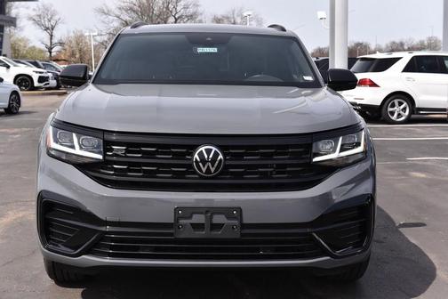 2023 Volkswagen Atlas Cross Sport 2.0T SEL R-Line Black