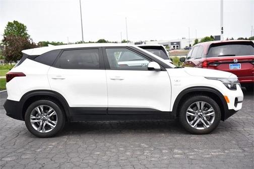 2023 Kia Seltos LX