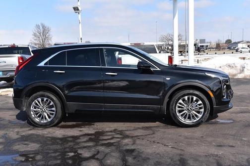 2025 Cadillac XT4 Premium Luxury