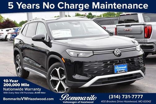 Deep Black Pearl 2026 Volkswagen Tiguan 2.0T SE