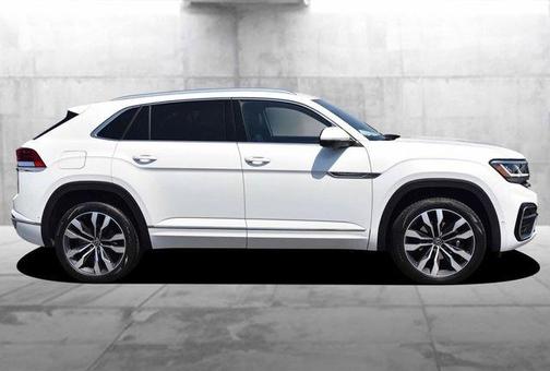 Opal White Pearl Effect 2023 Volkswagen Atlas Cross Sport 3.6L V6 SEL Premium R-Line
