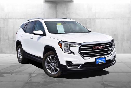 Summit White / White 2024 GMC Terrain SLT