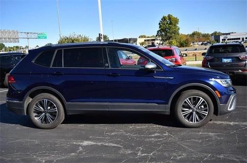 2024 Volkswagen Tiguan 2.0T Wolfsburg Edition