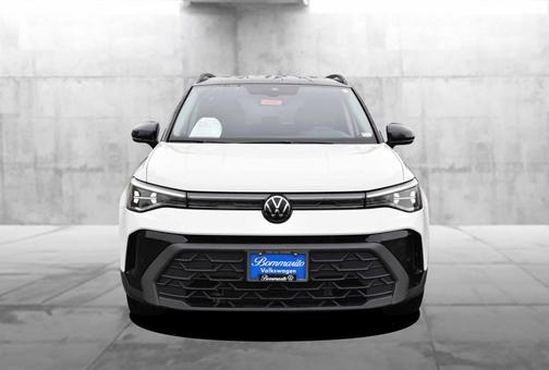 2025 Volkswagen Taos 1.5T SE Black