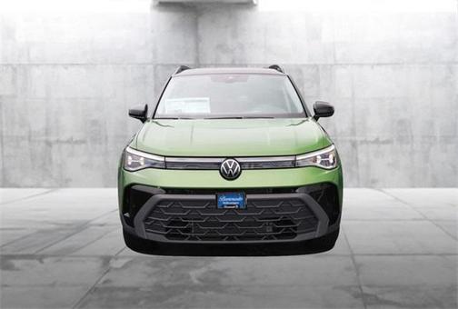2025 Volkswagen Taos 1.5T SE Black