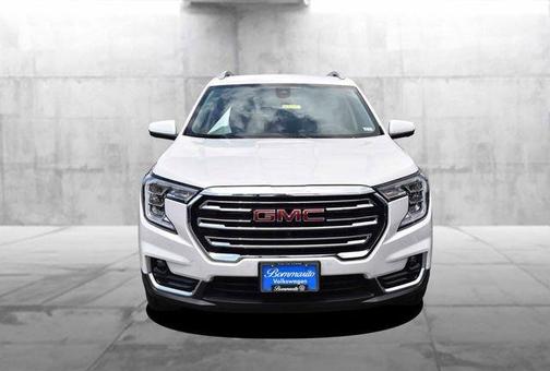 Summit White / White 2022 GMC Terrain SLT
