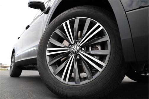 2024 Volkswagen Tiguan 2.0T Wolfsburg Edition