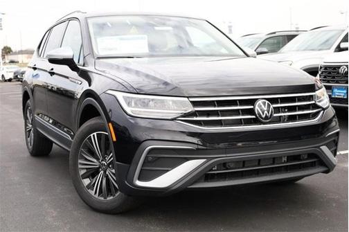 2024 Volkswagen Tiguan 2.0T Wolfsburg Edition