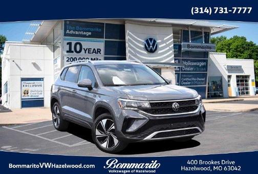 Pure Gray 2023 Volkswagen Taos 1.5T SE