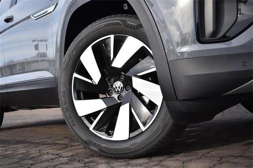 2026 Volkswagen Atlas Cross Sport 2.0T SE