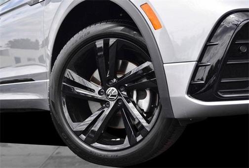 2024 Volkswagen Tiguan 2.0T SE R-Line Black 4MOTION