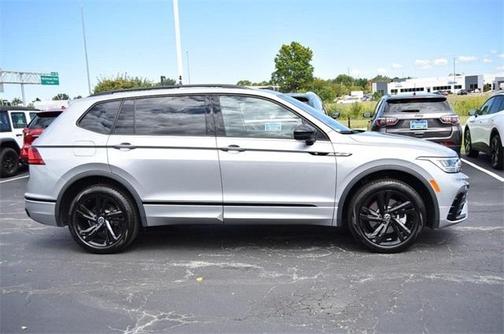 2024 Volkswagen Tiguan 2.0T SE R-Line Black 4MOTION