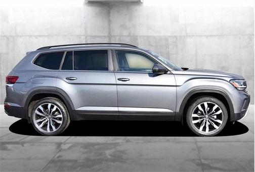 2022 Volkswagen Atlas 3.6L SE w/Technology